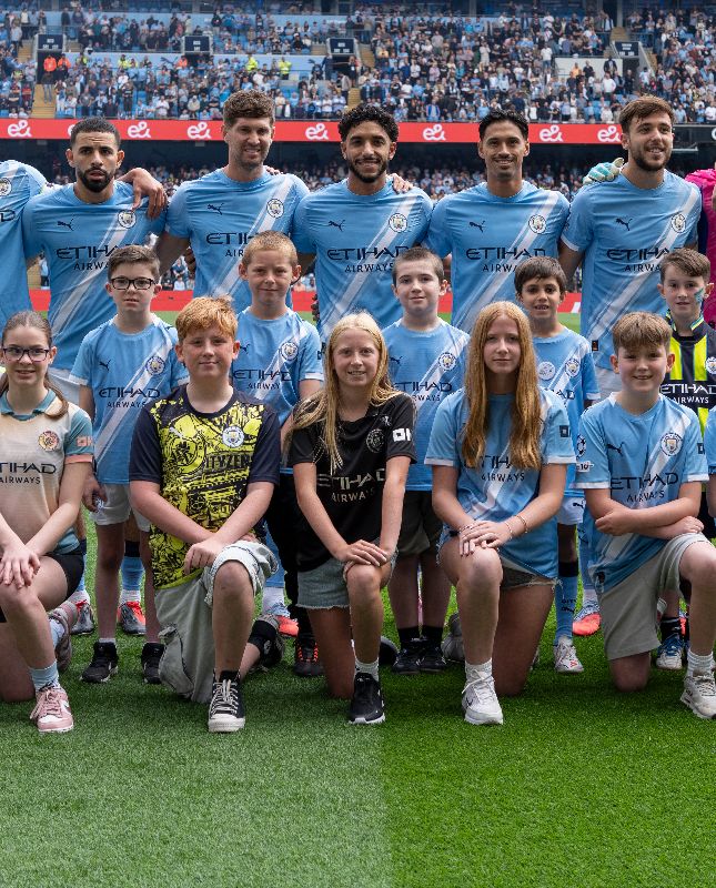 Final Home Game Team Photo Experience